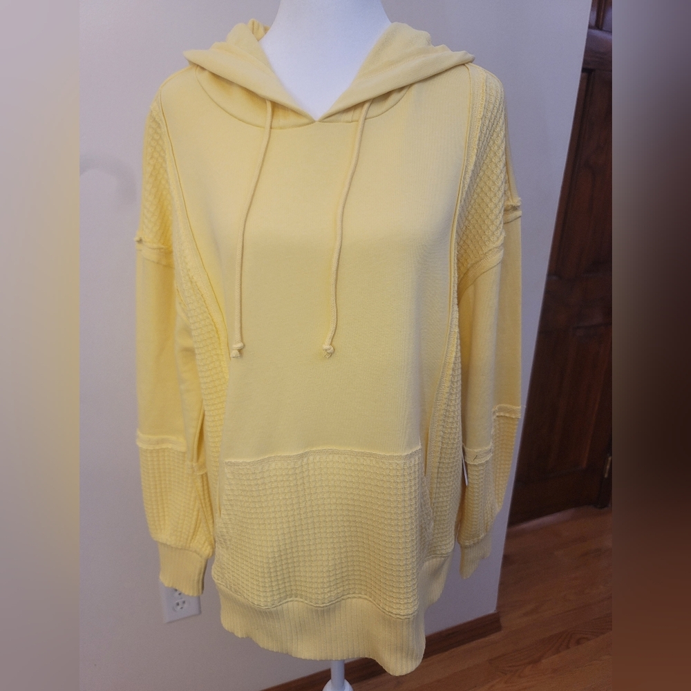 Time and Tru Light Yellow Women's Hoodie